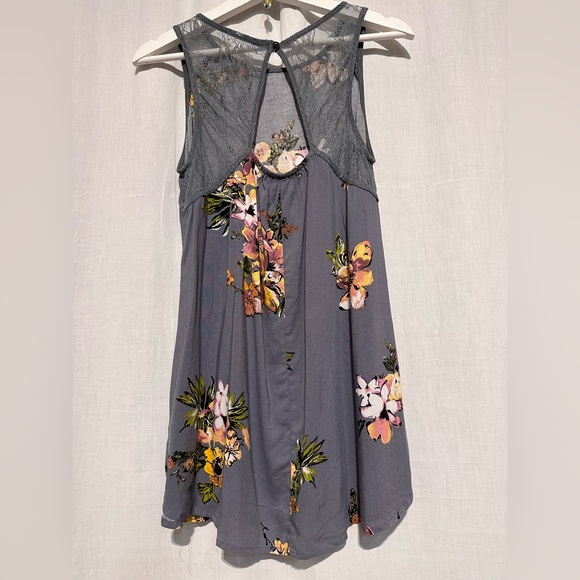 GYPSIES & MOONDUST - Women’s SHIFT Dress Floral Sz M - GRAY - Picture 2 of 13